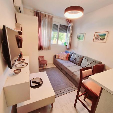 Apartman ポドゴリツァ エクステリア 写真