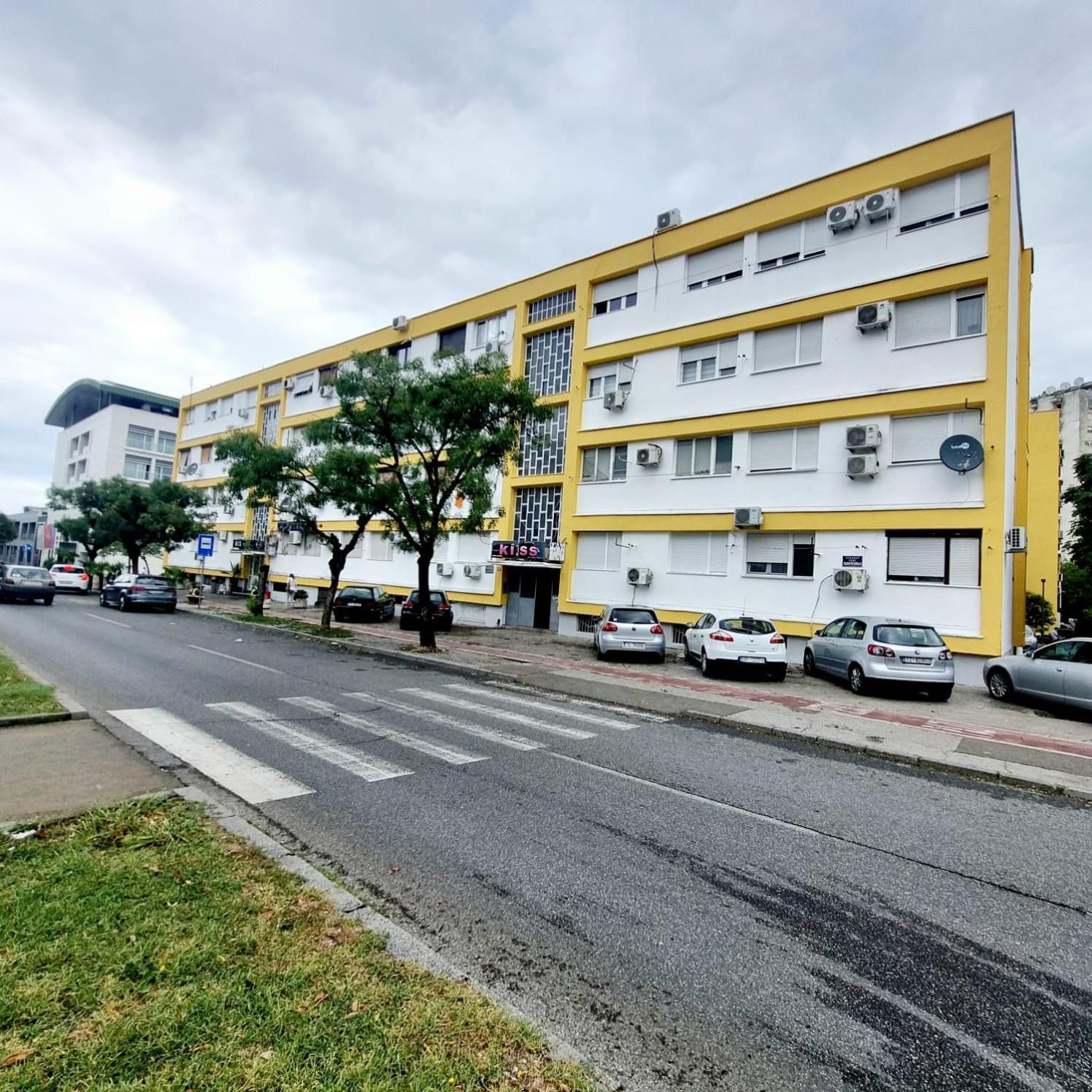 Apartman ポドゴリツァ エクステリア 写真